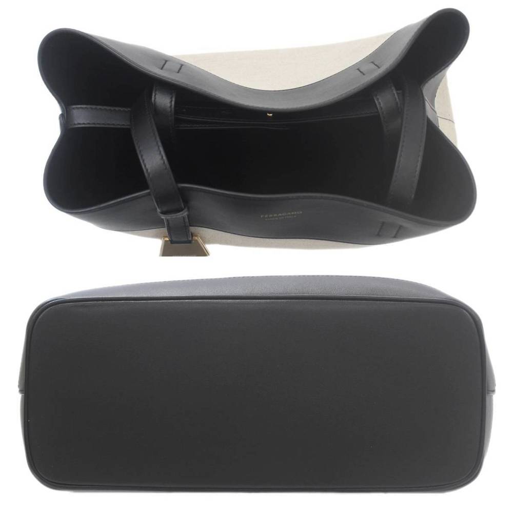 SALVATORE FERRAGAMO Black Pouch - Picture 5 of 10